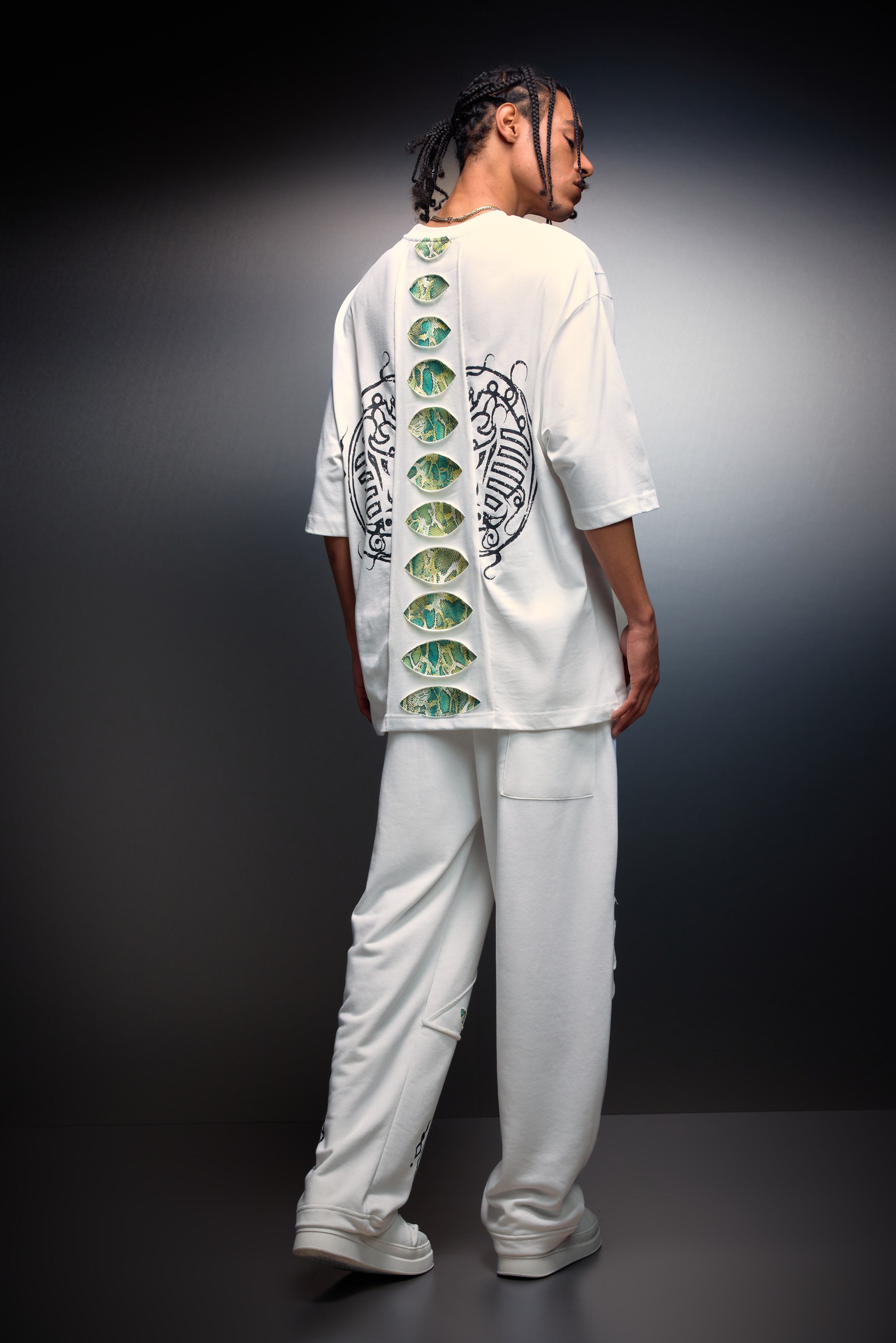 Erkek Beyaz Spine Efektli Baskılı Oversize Tshirt