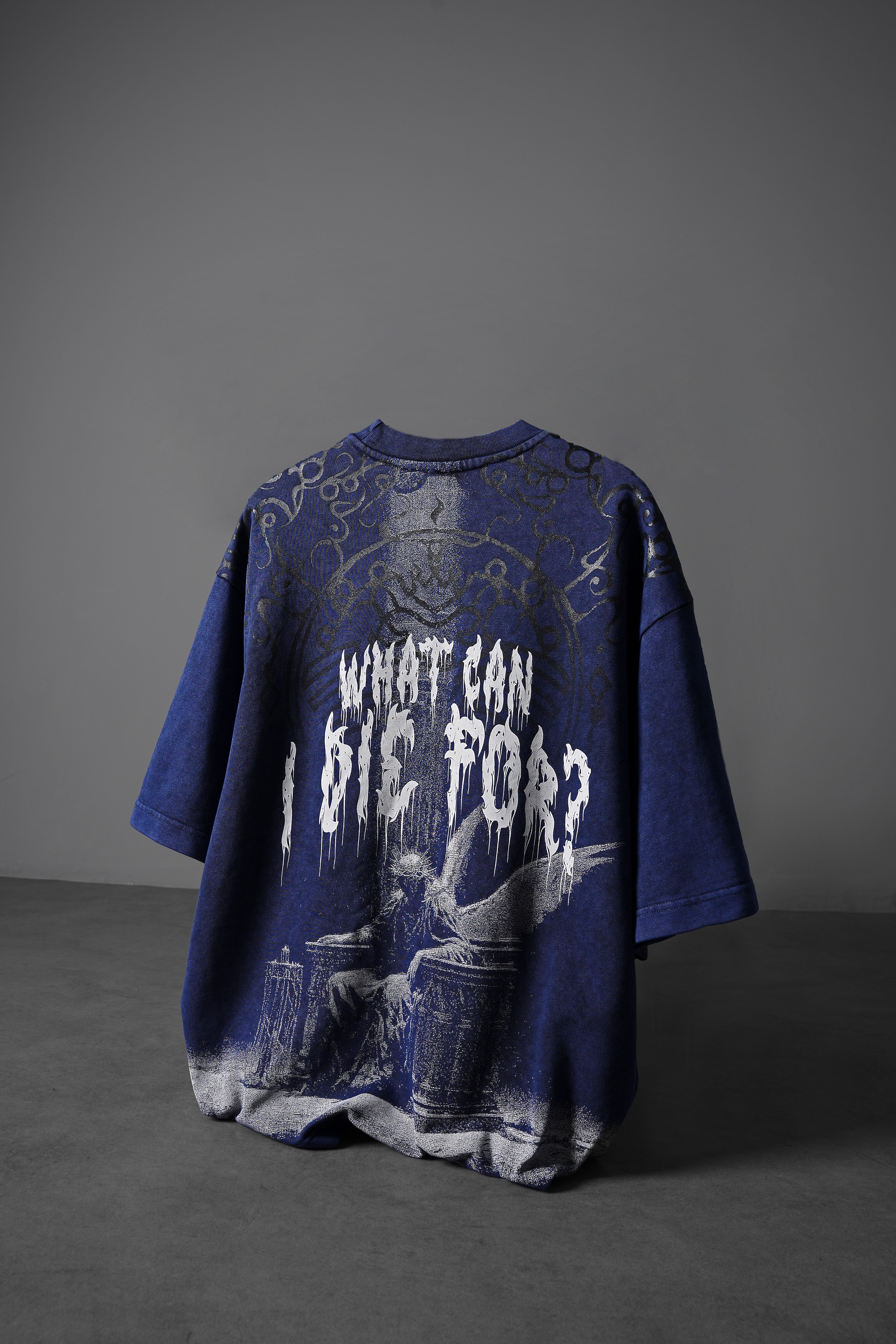 Erkek İndigo What Can İ Die For Oversize Yıkama Efektli Tshirt