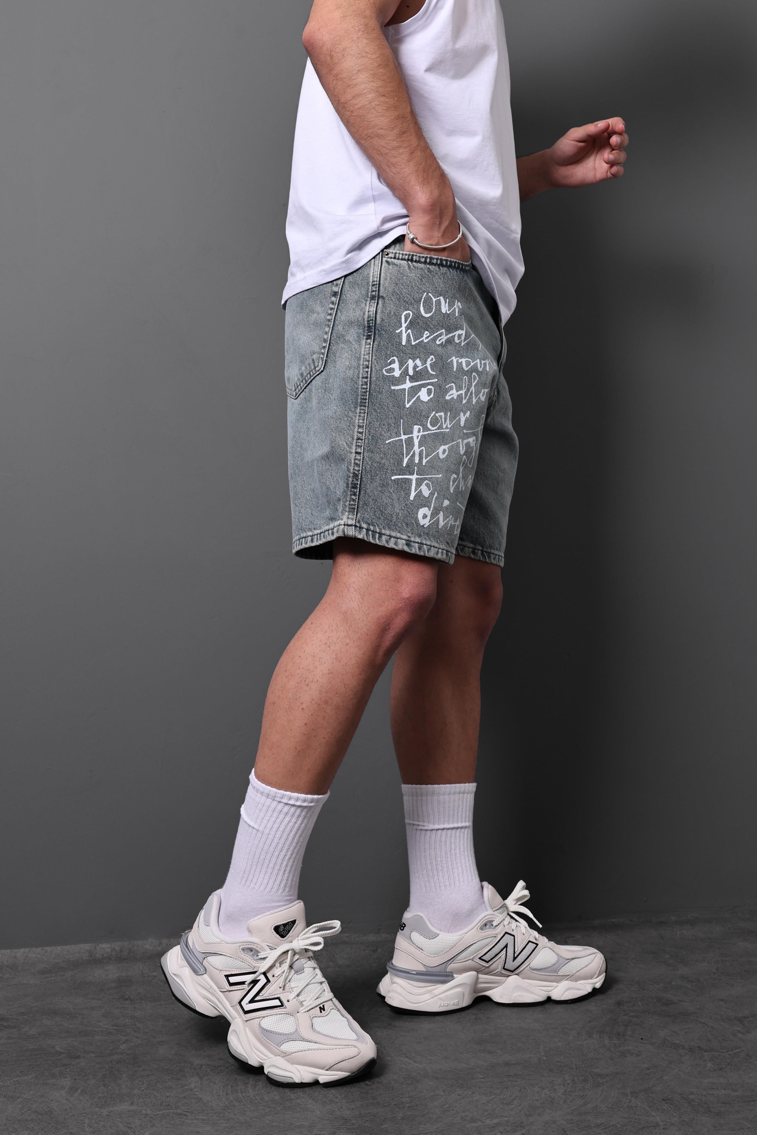 Erkek Mavi Change Direction Taşlı Diz Üstü Denim Şort
