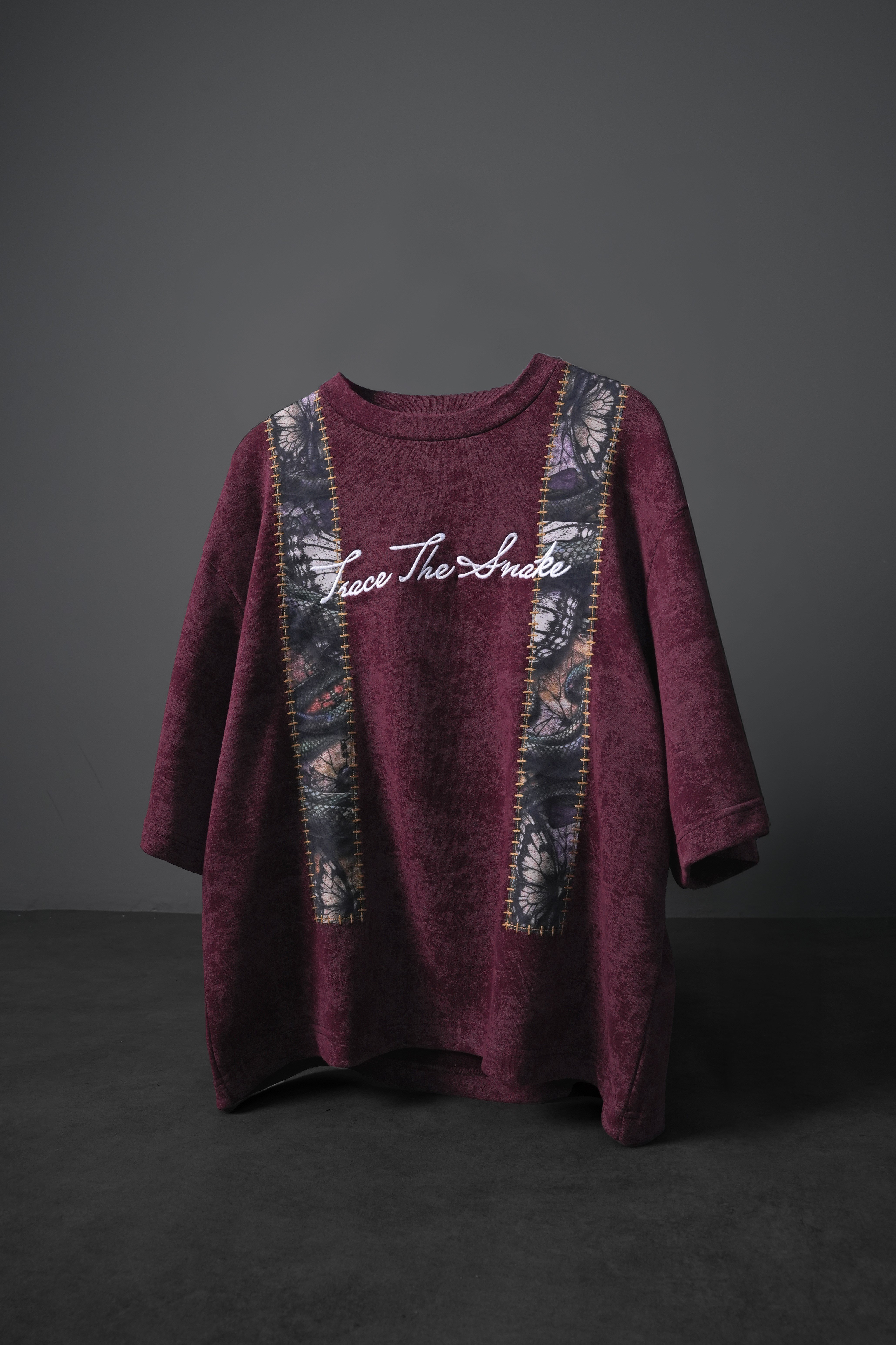 Erkek Mürdüm Trace Patch Box Fit Yıkama Efektli Tshirt
