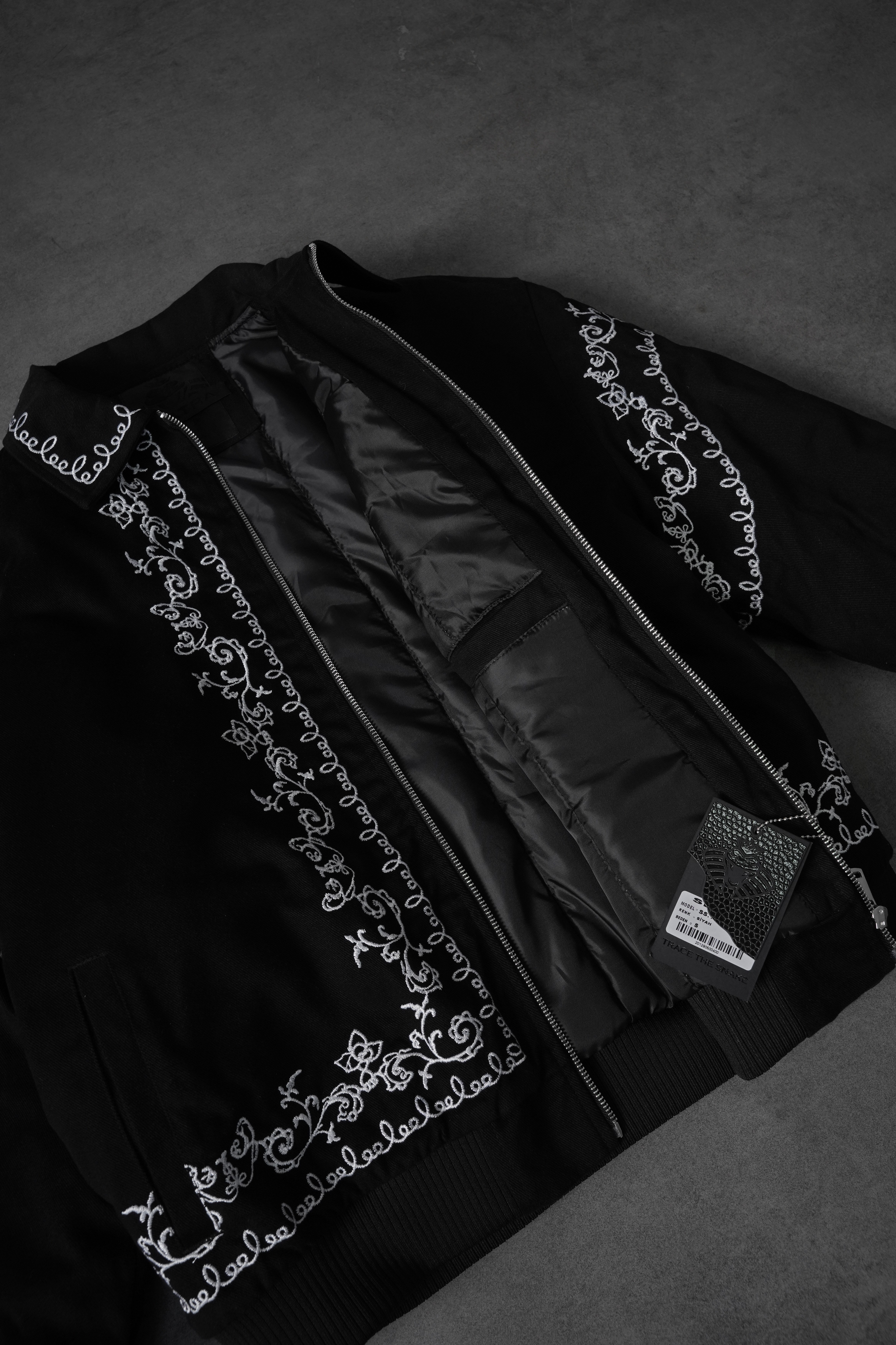 Erkek Siyah IVY Nakışlı Bomber Ceket