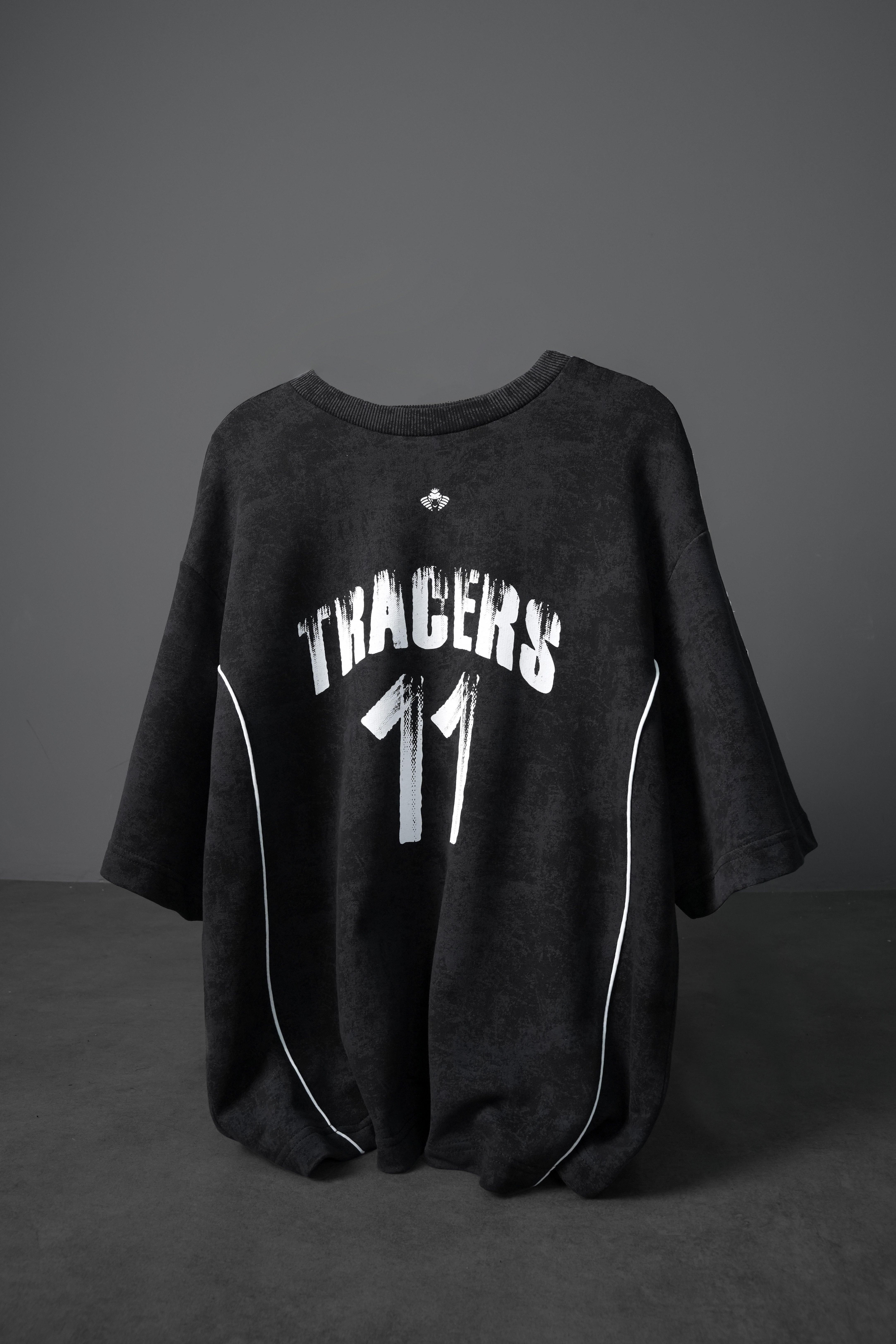 Erkek Siyah Tracers 11 Baskılı Yıkama Efektli Oversize Tshirt