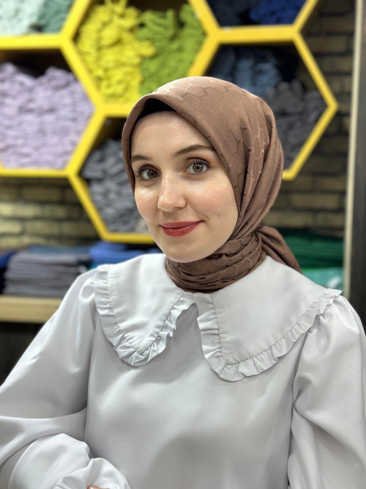 Petek Desen İpekli Jakar Eşarp Yeni Renk 2