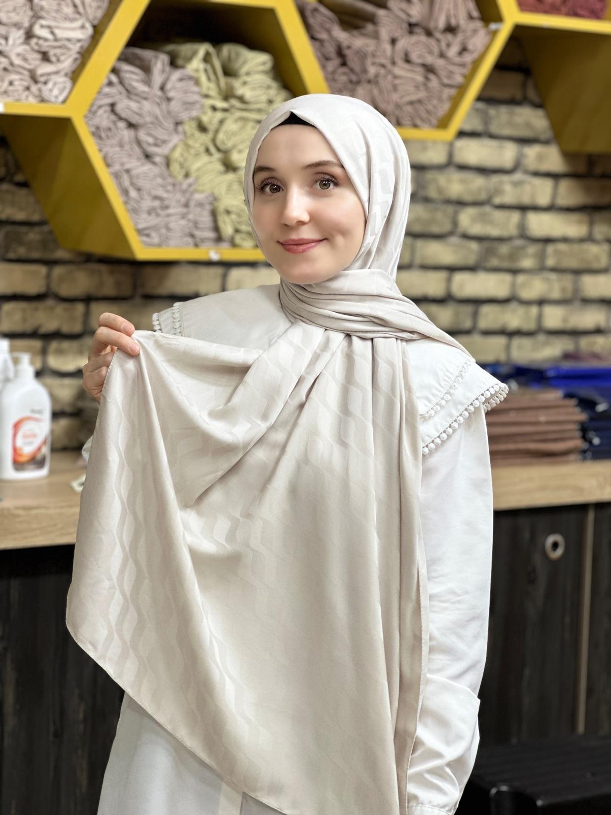 Su Yolu Jakar Şal Taş