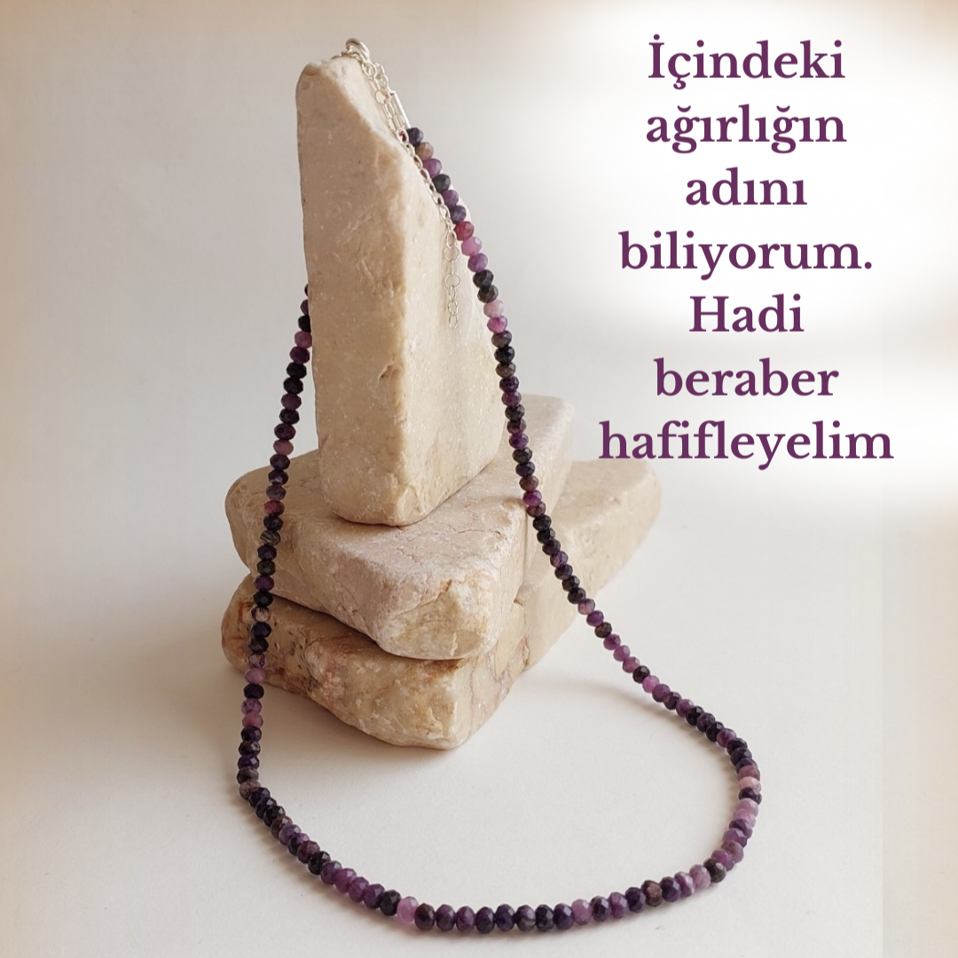 3/4 mm Taş Boyutu Gümüş Sugulit Kolye İletişim Huzur Kariyer Migren 3. Göz Tepe Taç Çakra 