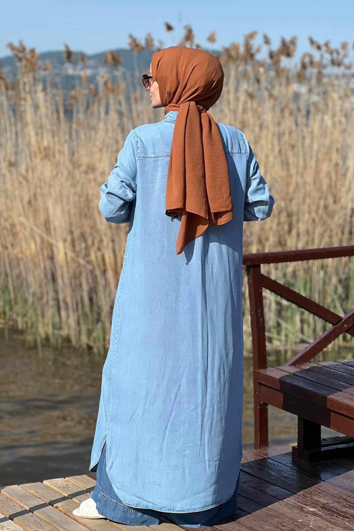 Merve Kot Gömlek