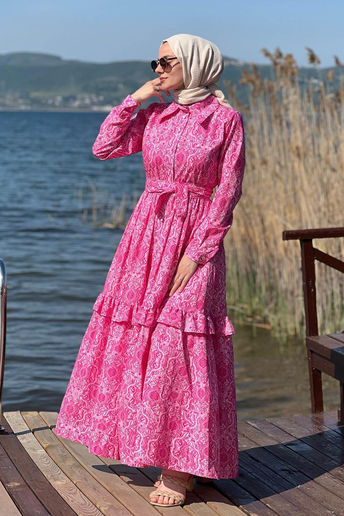 Pembe Düğmeli Elbise