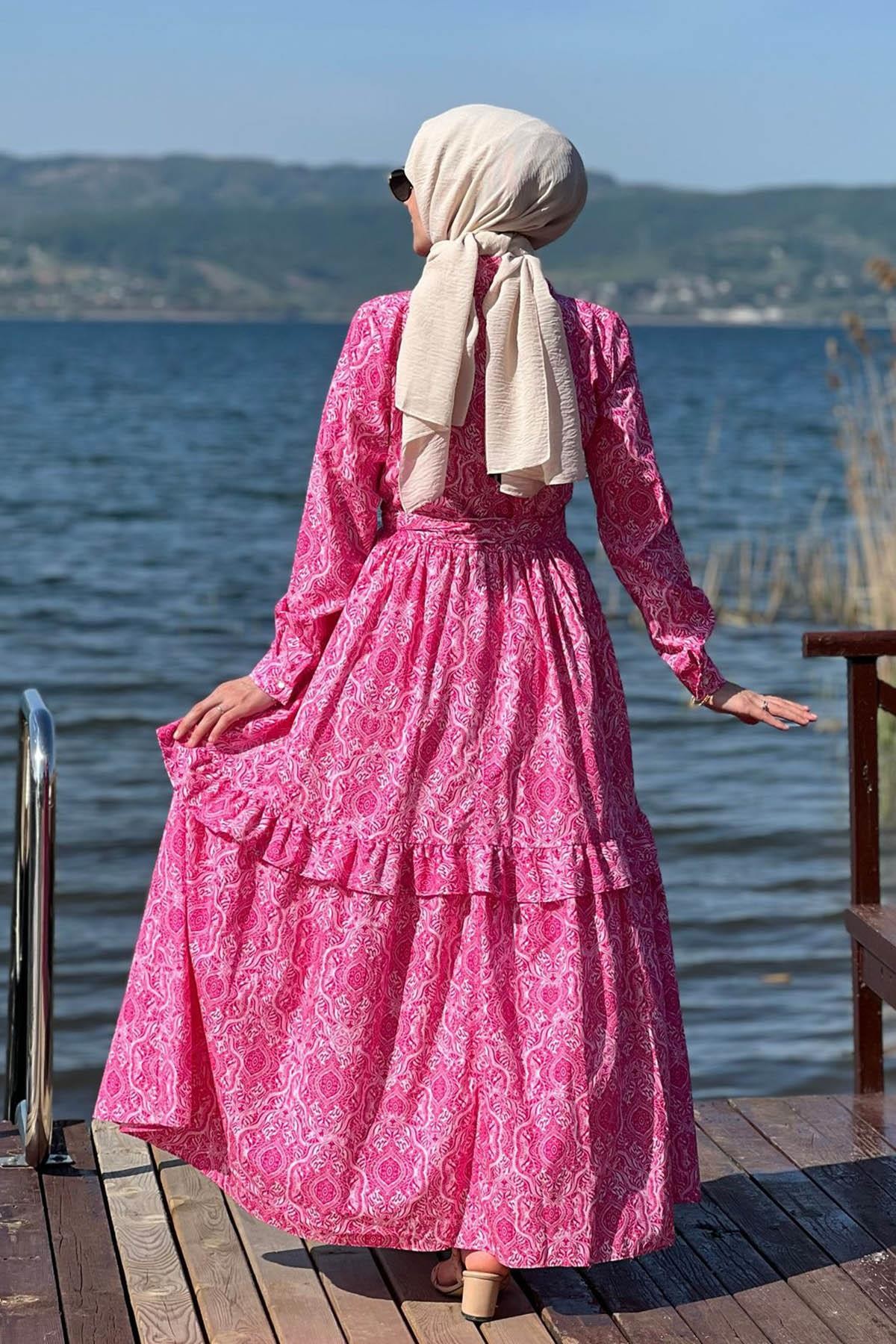 Pembe Düğmeli Elbise