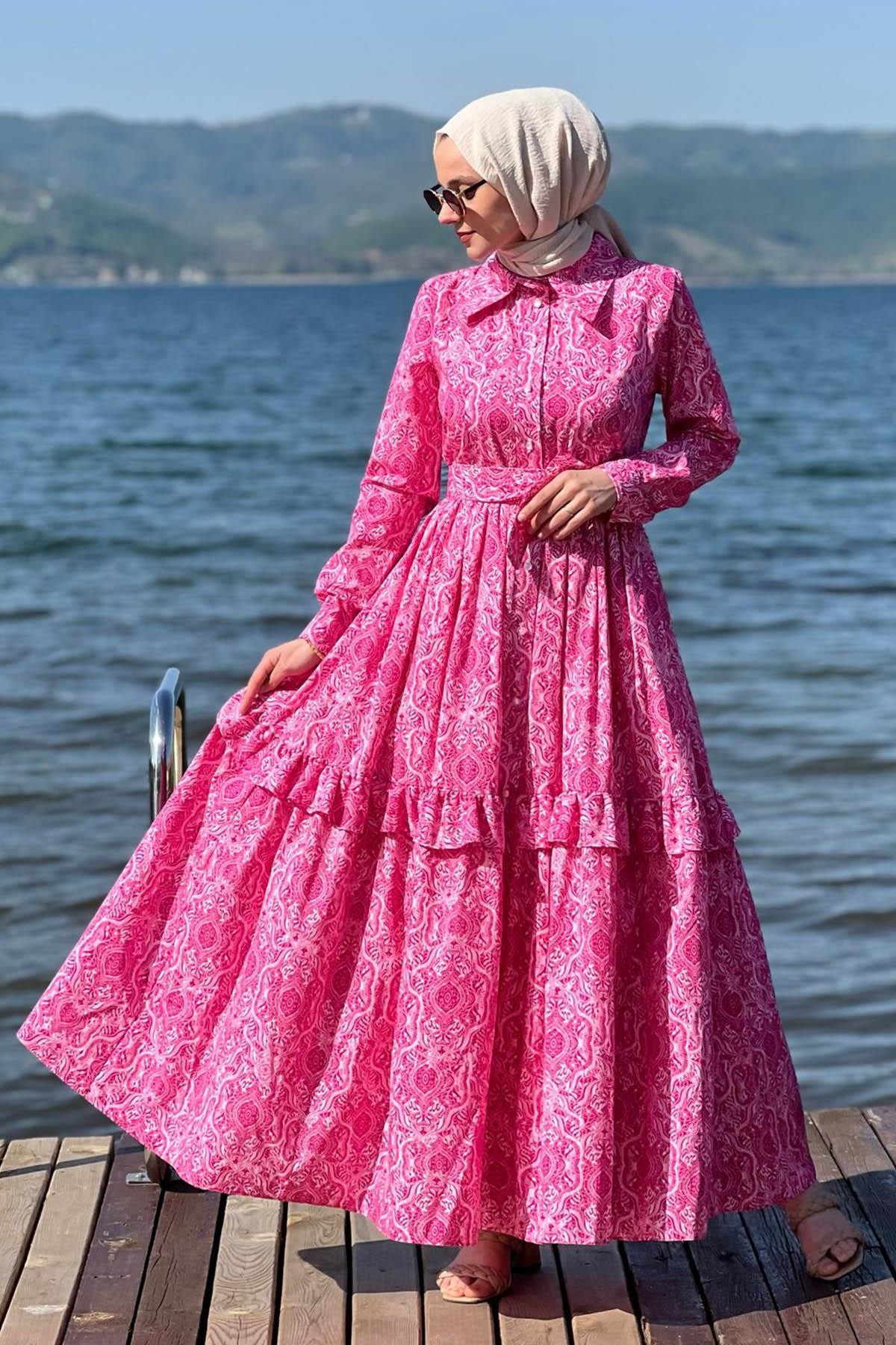 Pembe Düğmeli Elbise