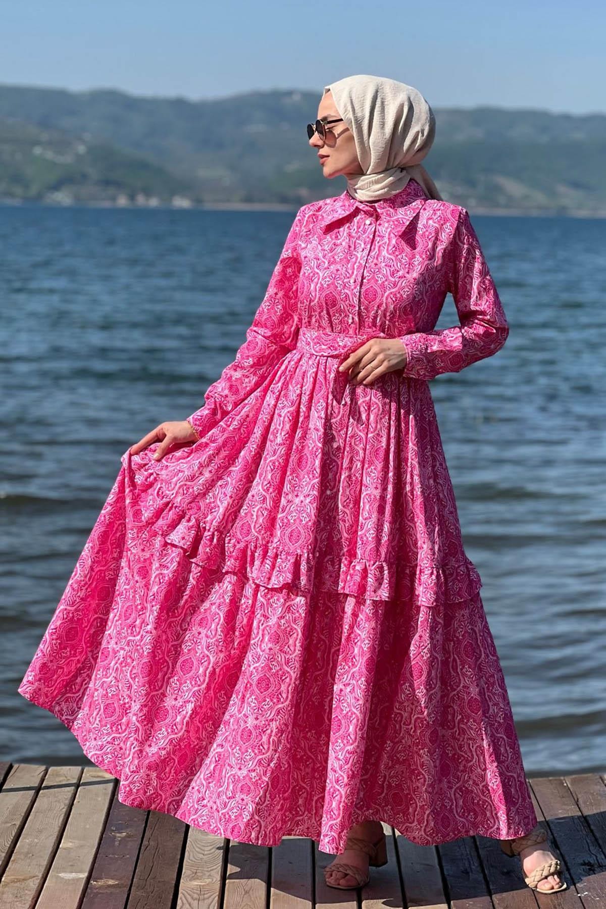 Pembe Düğmeli Elbise