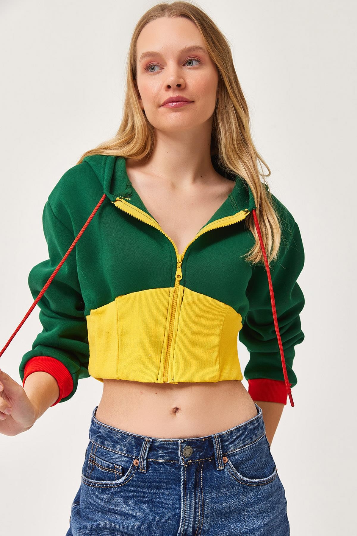 Bel Detaylı Fermuarlı Crop Sweatshirt Yeşil