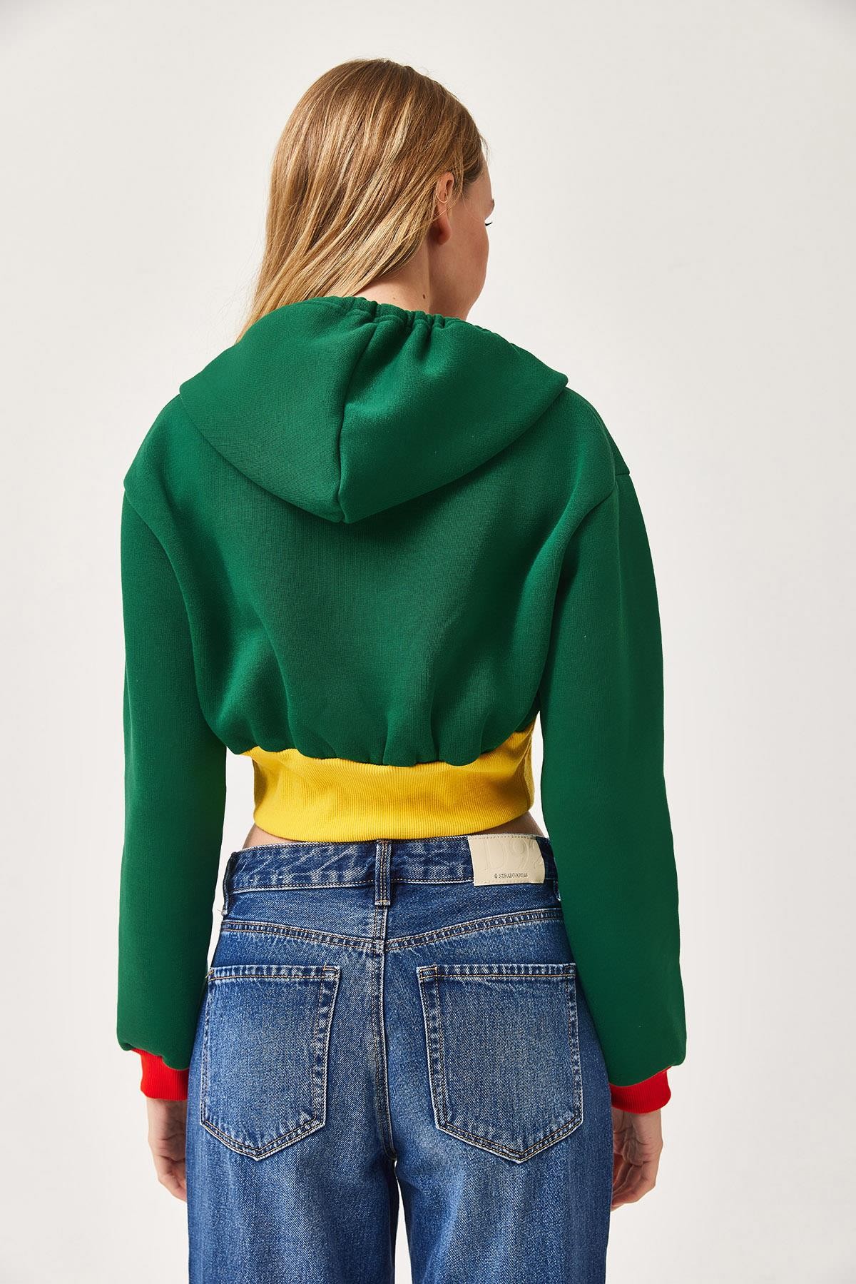 Bel Detaylı Fermuarlı Crop Sweatshirt Yeşil