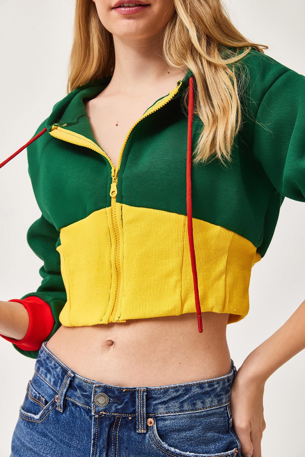Bel Detaylı Fermuarlı Crop Sweatshirt Yeşil