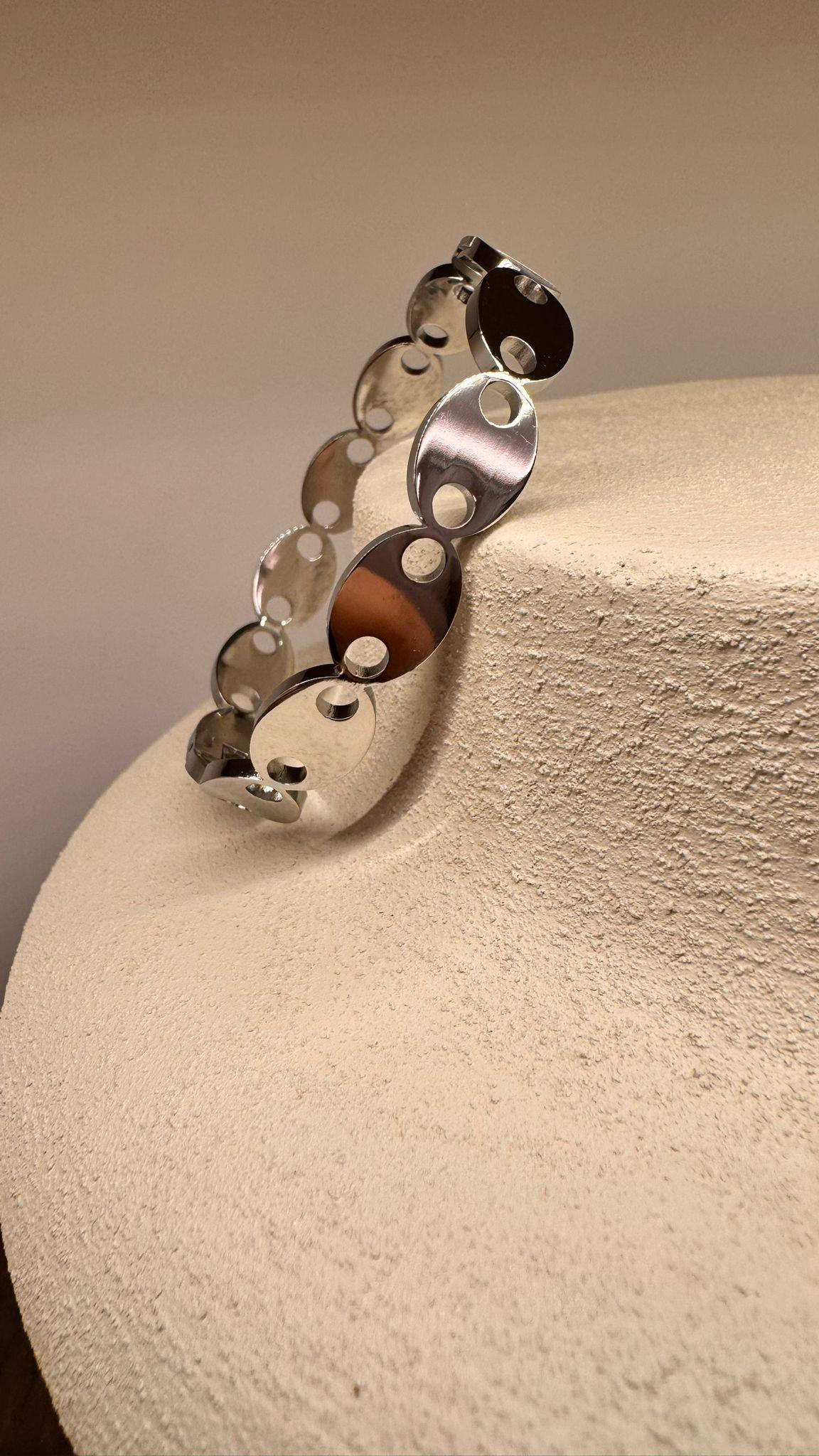 Oval İşlemeli Çelik Bileklik Gümüş