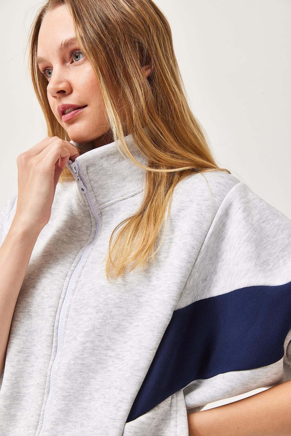 Oversize Fermuar Detaylı Garnili Sweatshirt Gri
