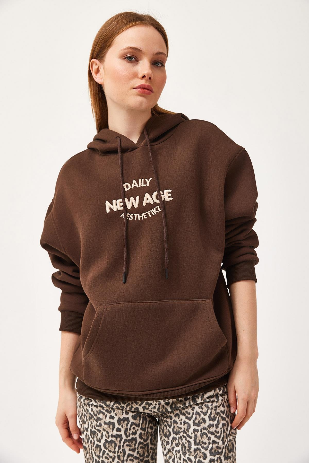 Oversize Kapüşonlu Kanguru Cepli Sweatshirt Kahve