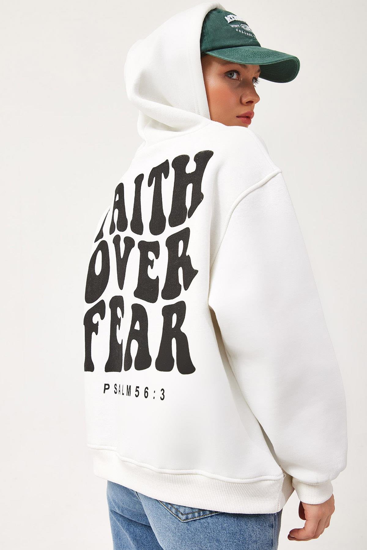 Oversize Kapüşonlu Kanguru Cepli Sweatshirt Beyaz