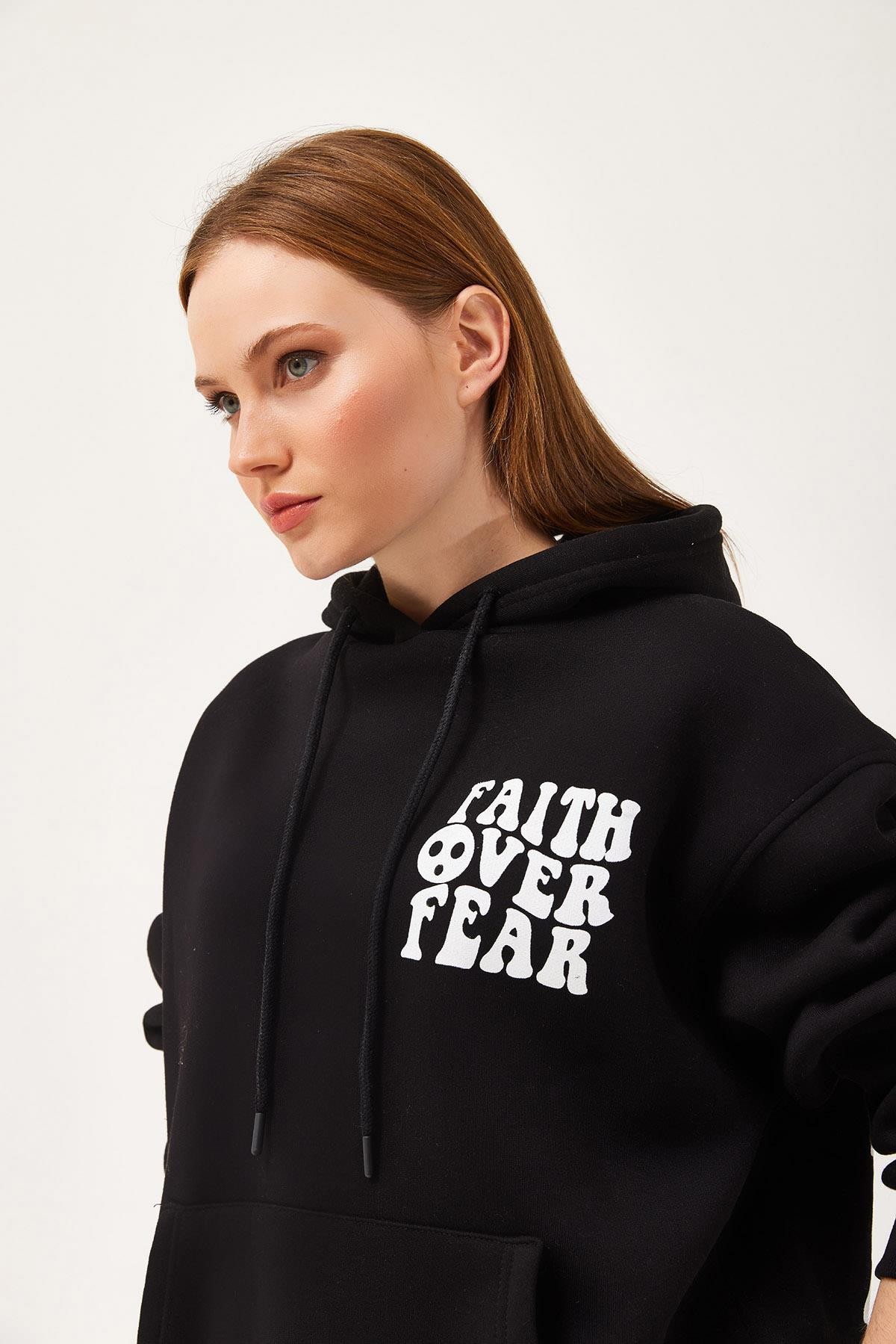 Oversize Kapüşonlu Kanguru Cepli Sweatshirt Siyah