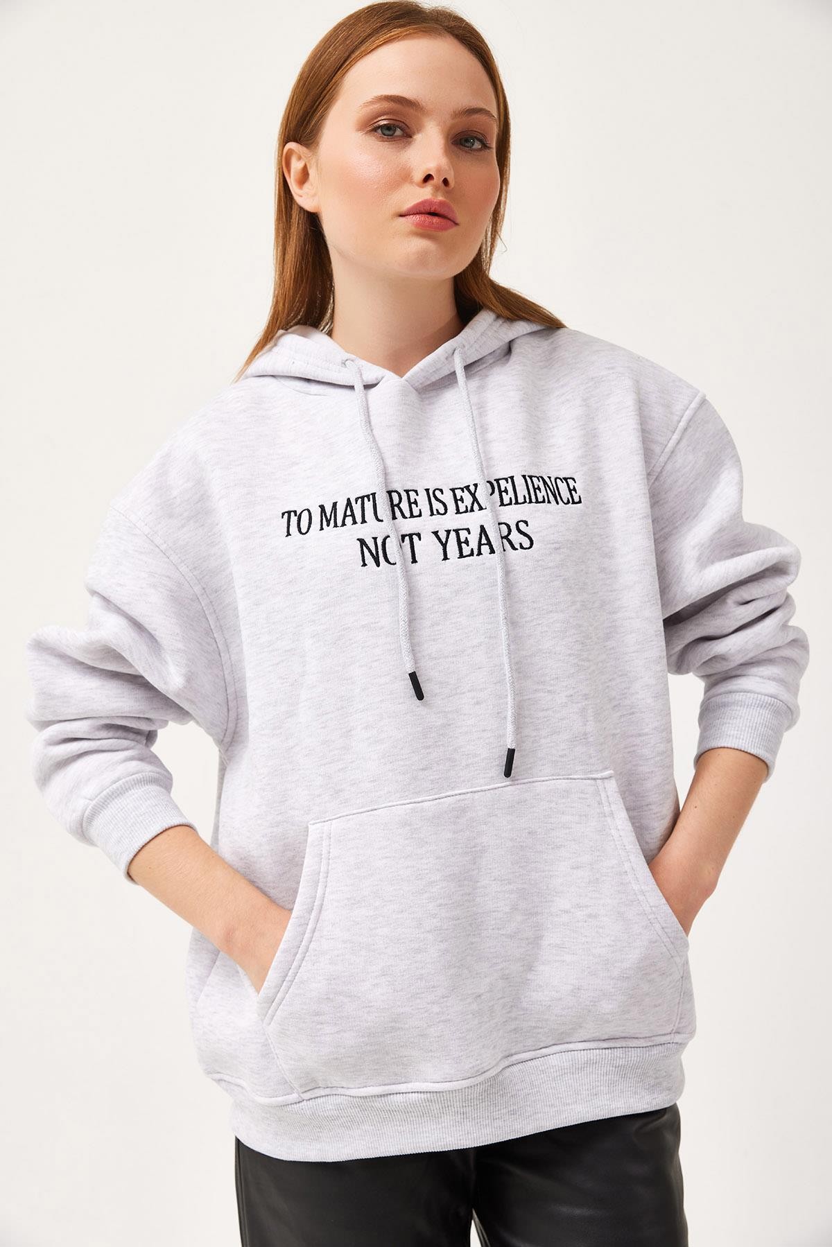 Oversize Kapüşonlu Kanguru Cepli Sweatshirt Gri
