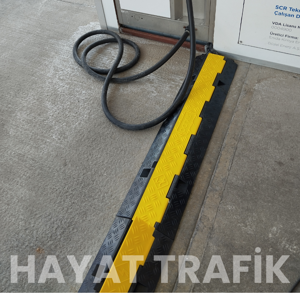2 Kanallı Yol Kasisi, Kablo Kanallı Hız Kesici  100 x 25  x  5 cm