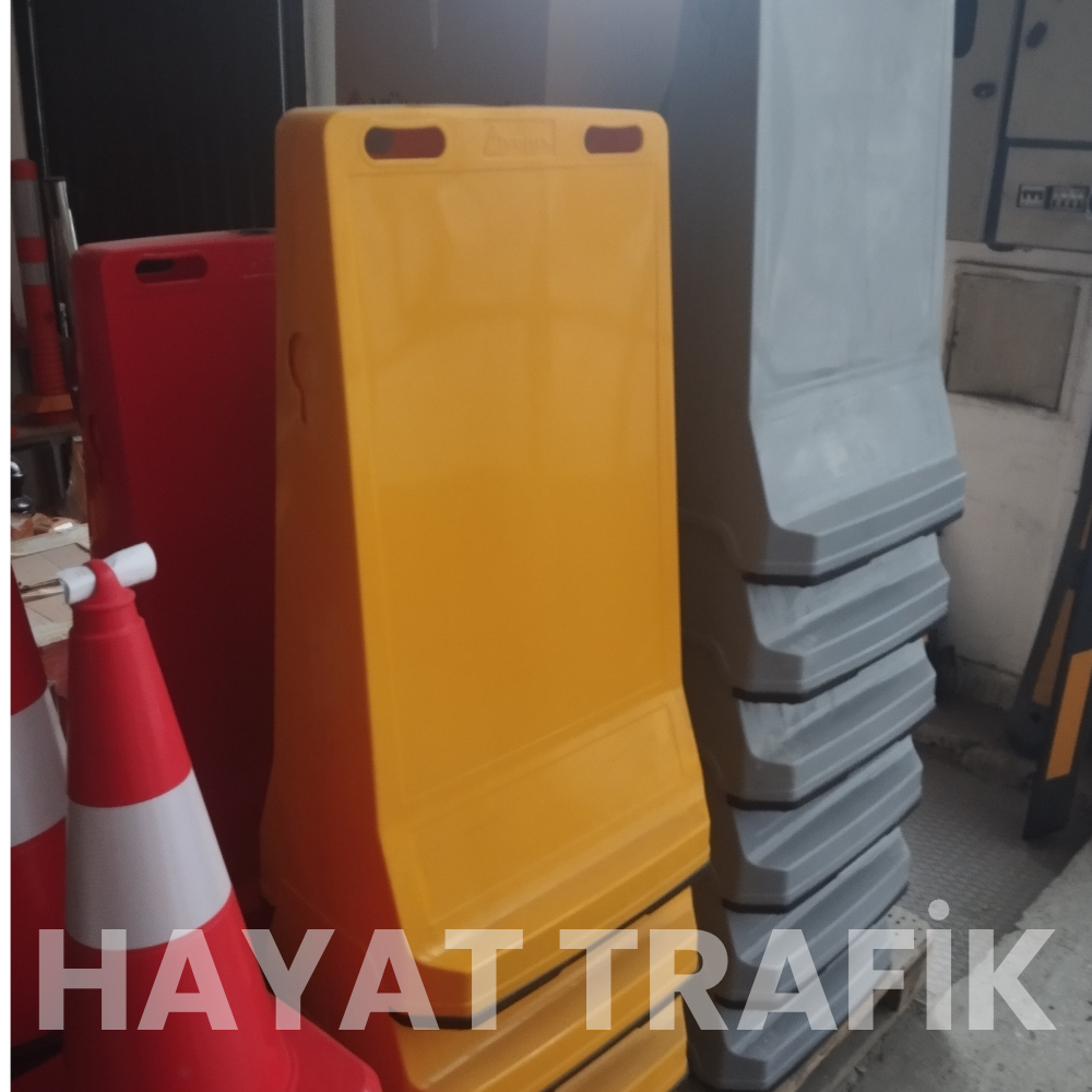 Reklam ve Uyarı Dubası 495 x 395 x 905 mm