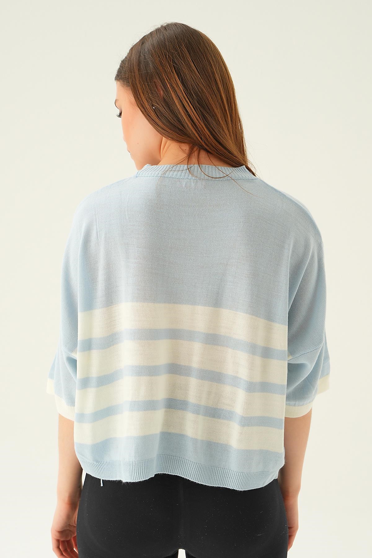 Bebe Mavi Çizgi Detay Oversize Tişört 1454
