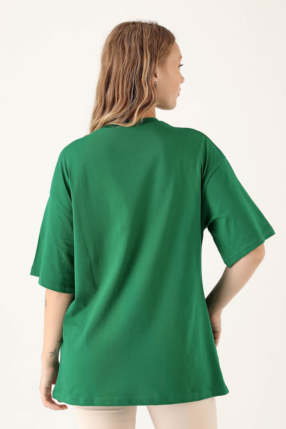 Benetton Yeşili Bisiklet Yaka Oversize Tişört 9001M