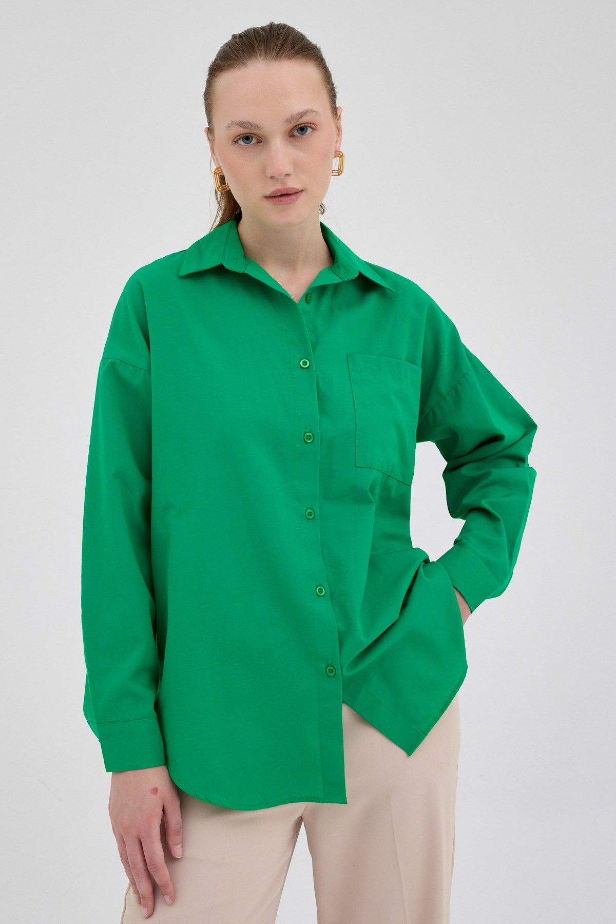 Benetton Yeşili Tek Cepli Oversize Gömlek 8158A