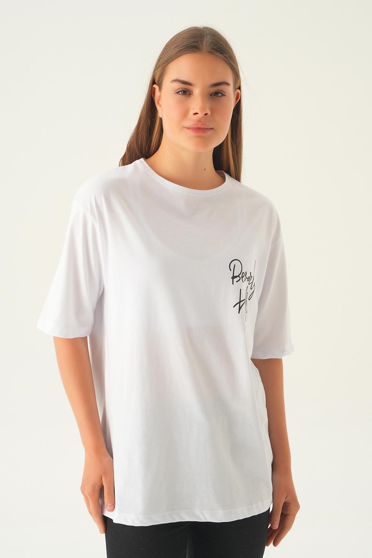 Beyaz Baskılı Oversize Tişört 1707