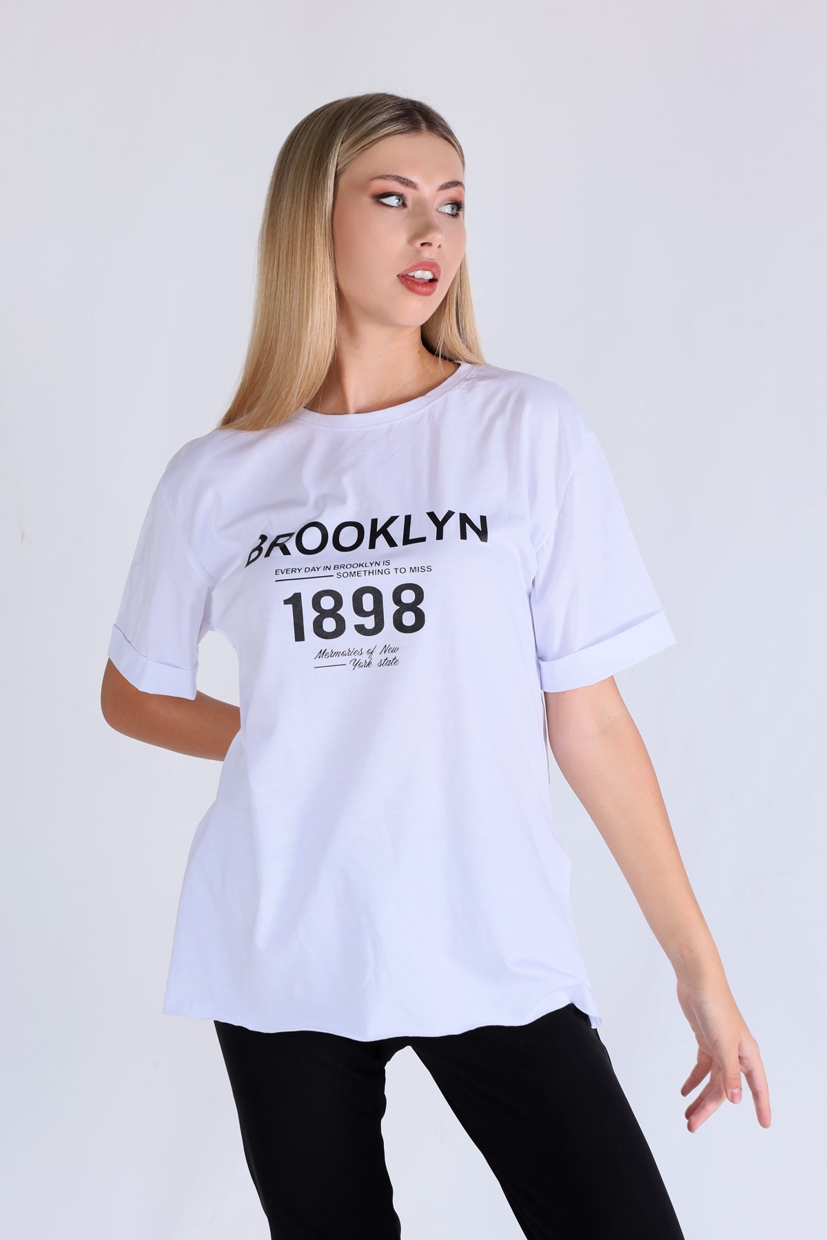 Beyaz Brooklyn Baskı Oversize Tişört 5129