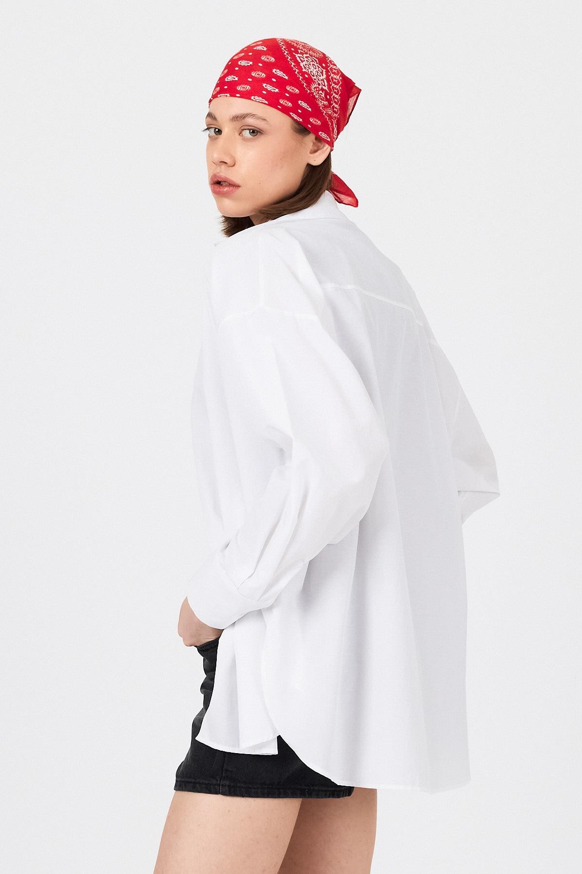 Beyaz Oversize Basic Uzun Gömlek 4664A