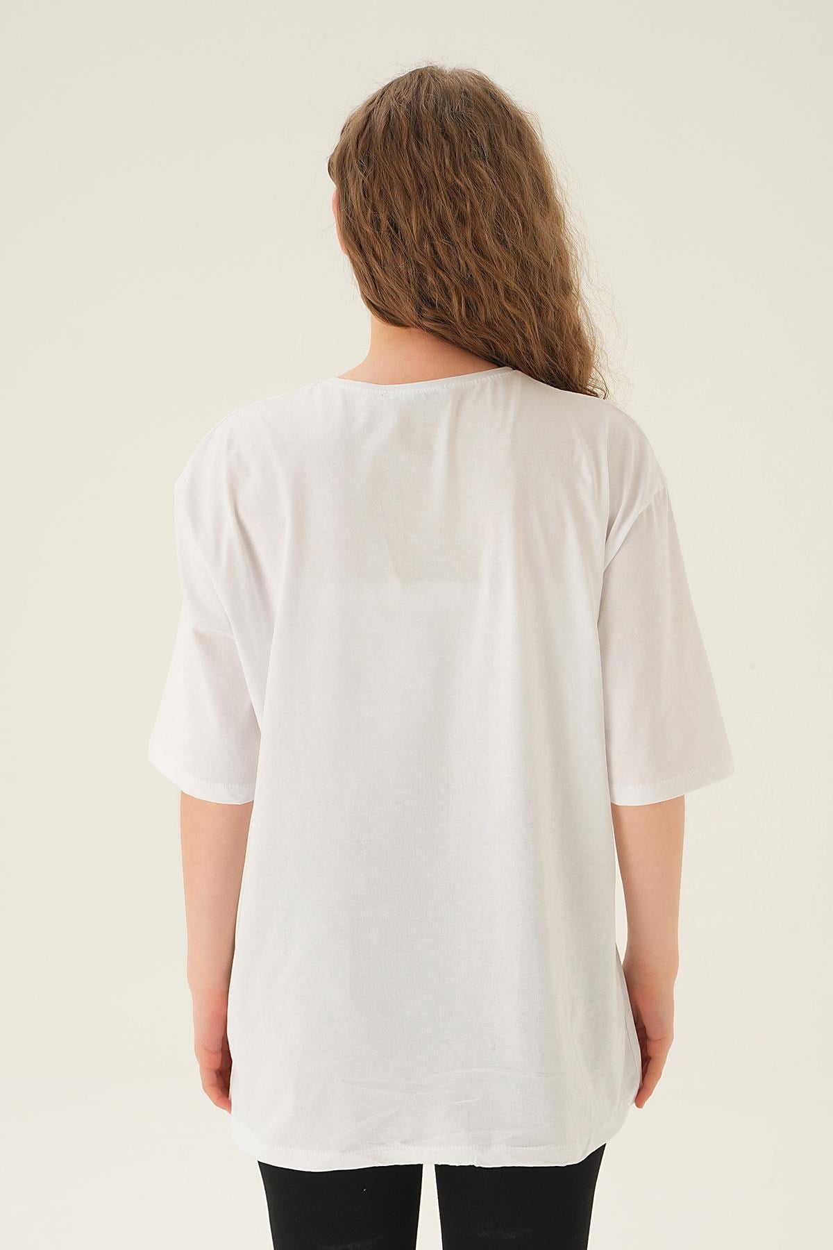 Beyaz Queen Baskı Oversize Tişört 1703