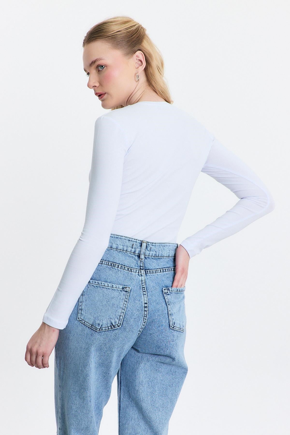Beyaz Uzun Kol Bisiklet Yaka Basic Body 950
