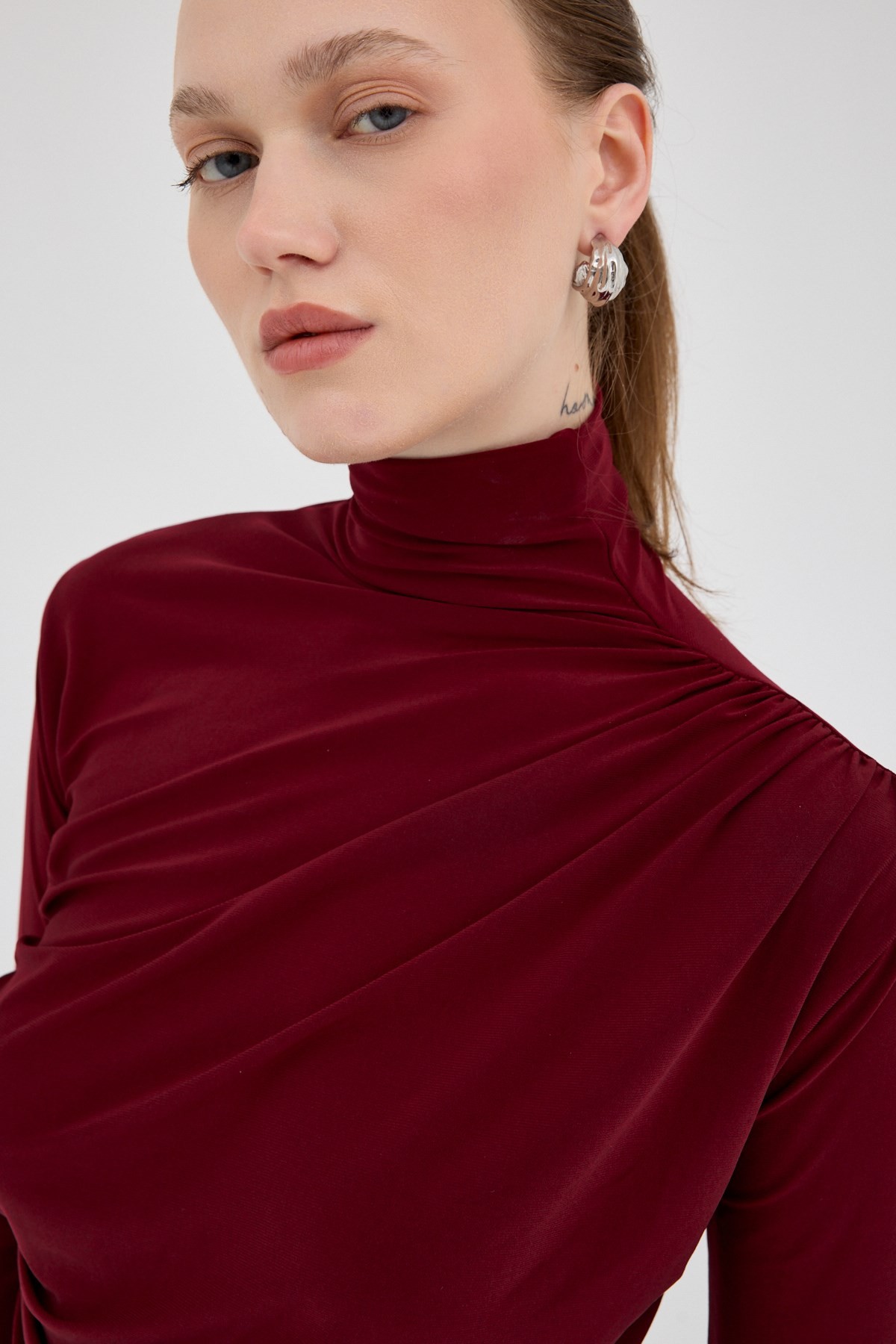 Bordo Balıkçı Yaka Drapeli Bluz 2517