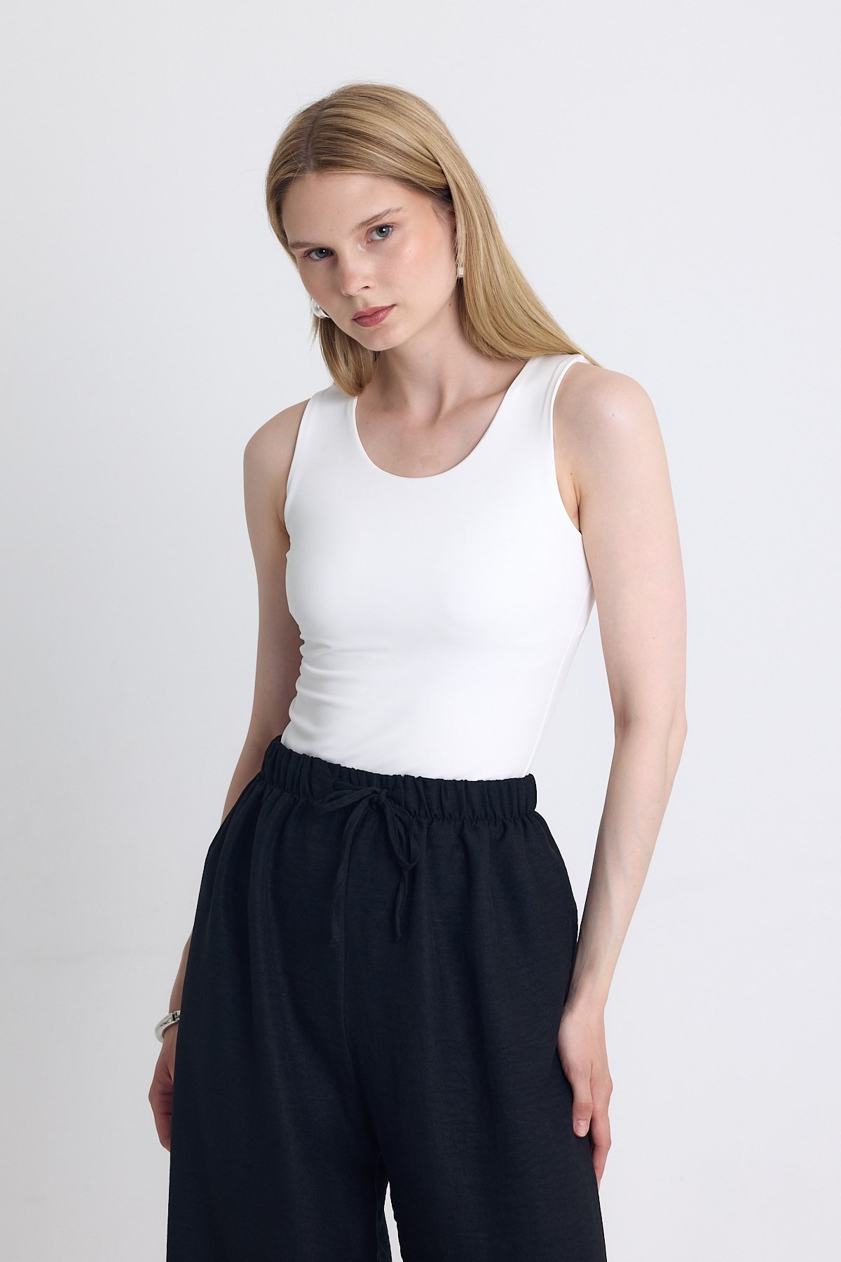 Ekru Slim Fit Kolsuz Basic Atlet 9194M