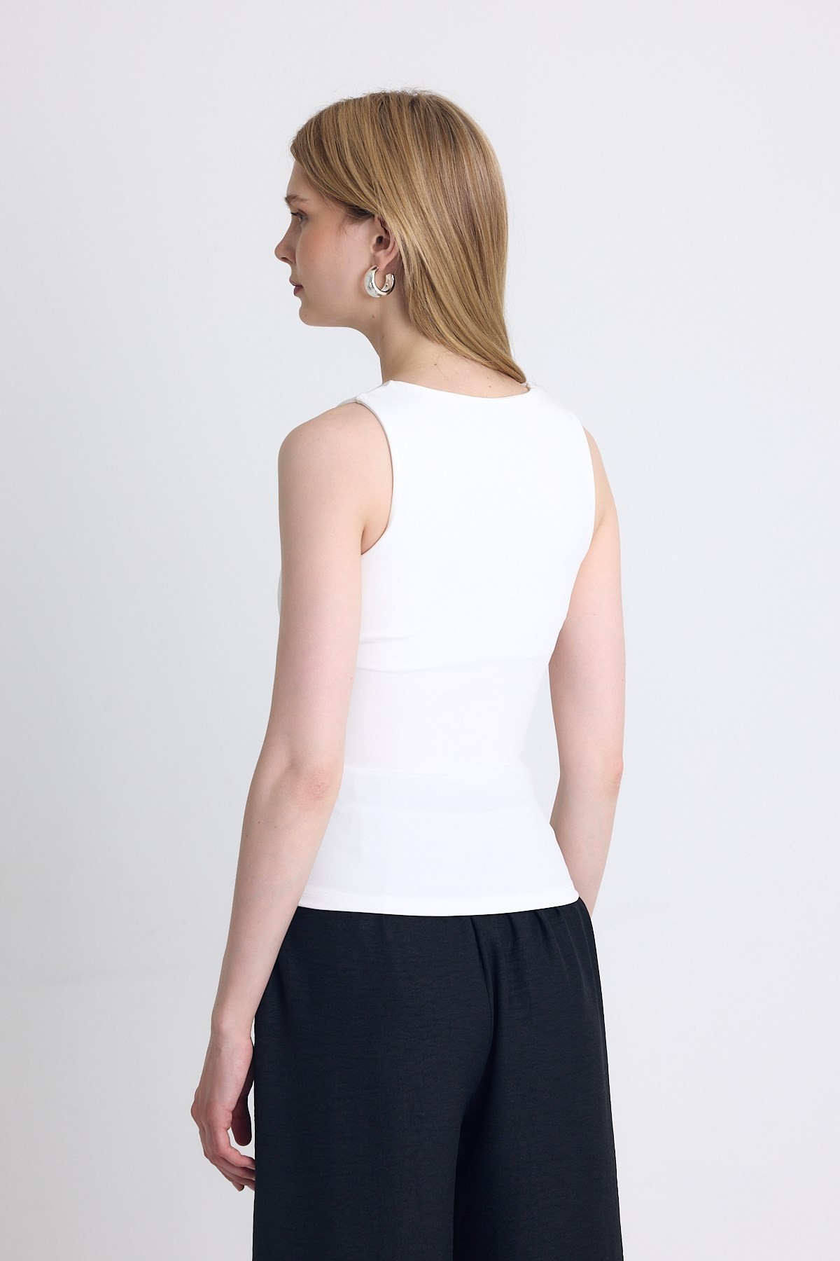 Ekru Slim Fit Kolsuz Basic Atlet 9194M