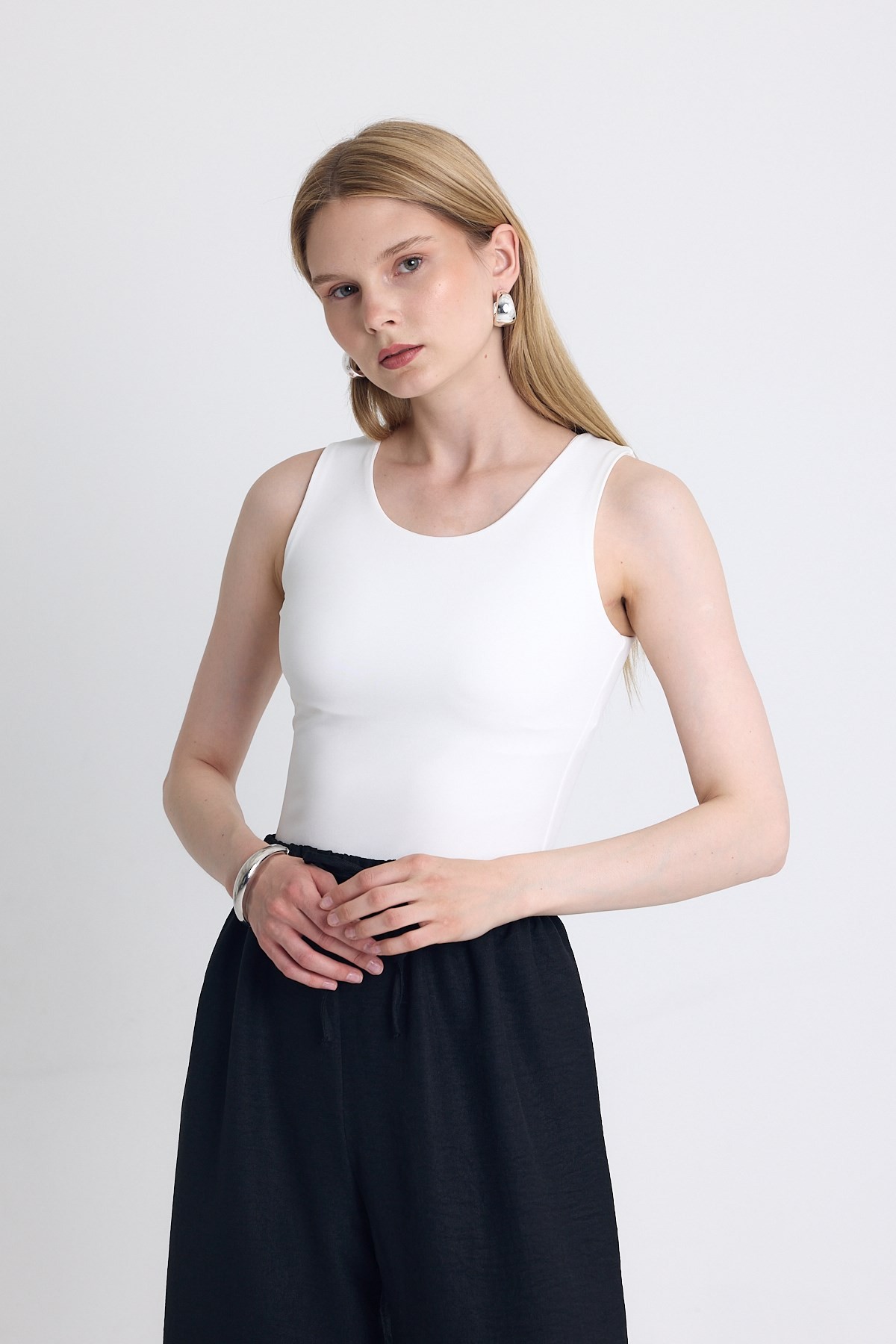 Ekru Slim Fit Kolsuz Basic Atlet 9194M
