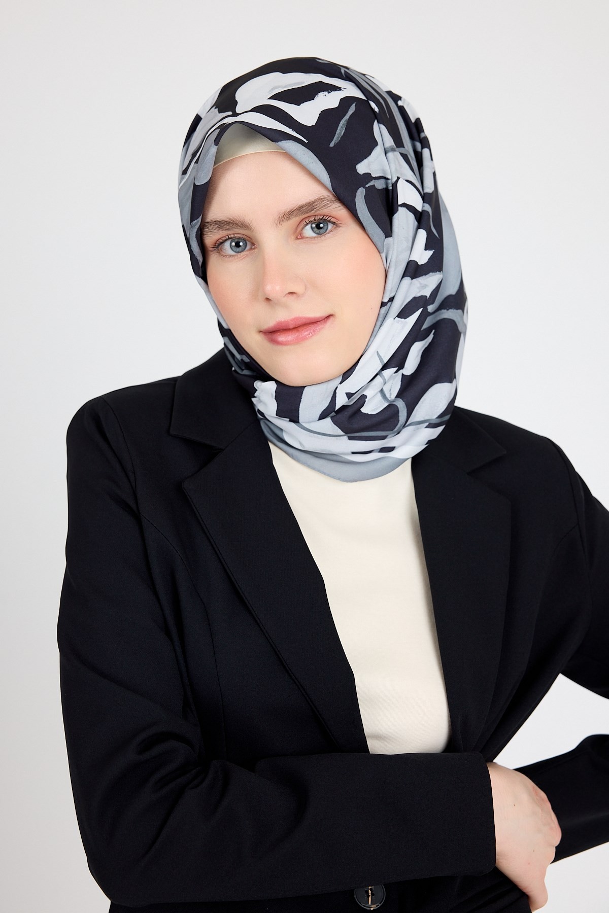 Füme Yaprak Desen Eşarp 3004