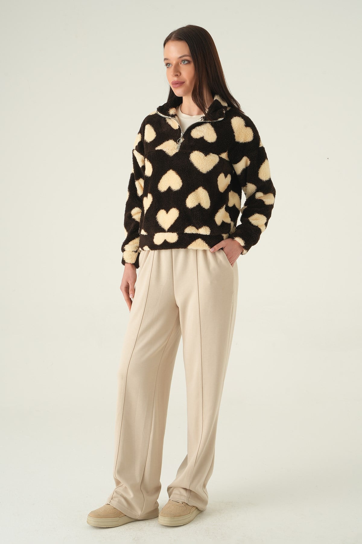 Kahve Kalpli Fermuarlı Sweat 3121A