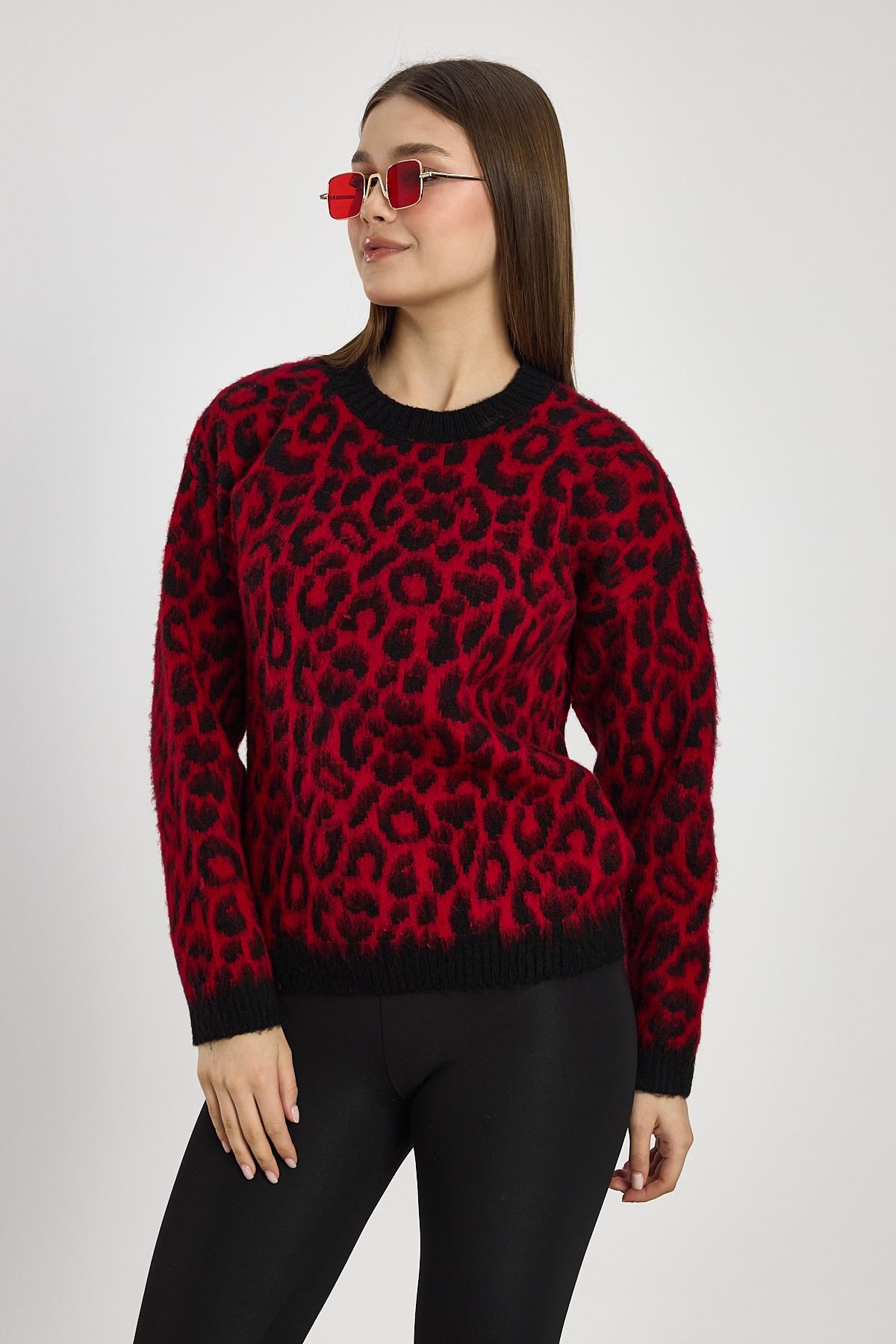 Kırmızı Leopar Desen Kazak 6702