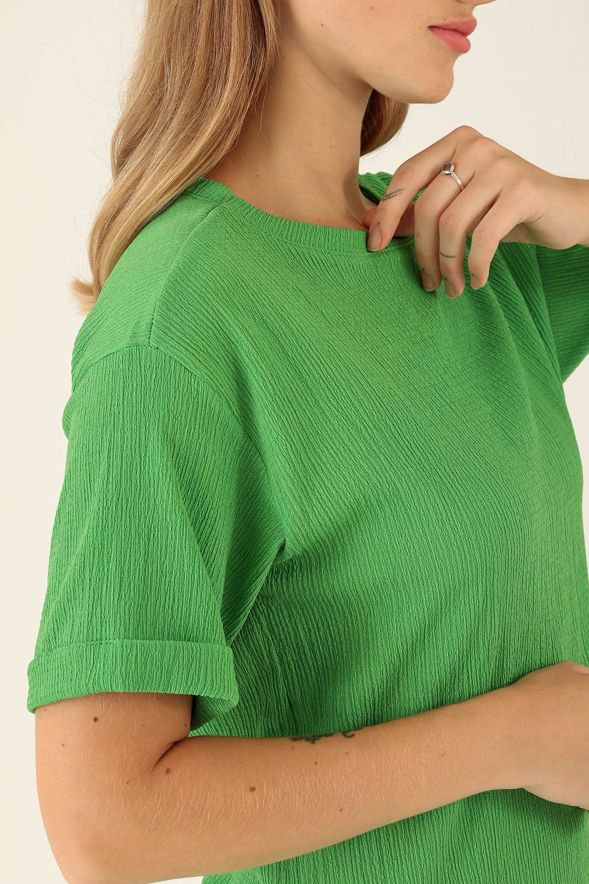 Kol Katlama Oversize Bayan Bluz - 6834A Benetton Yeşili