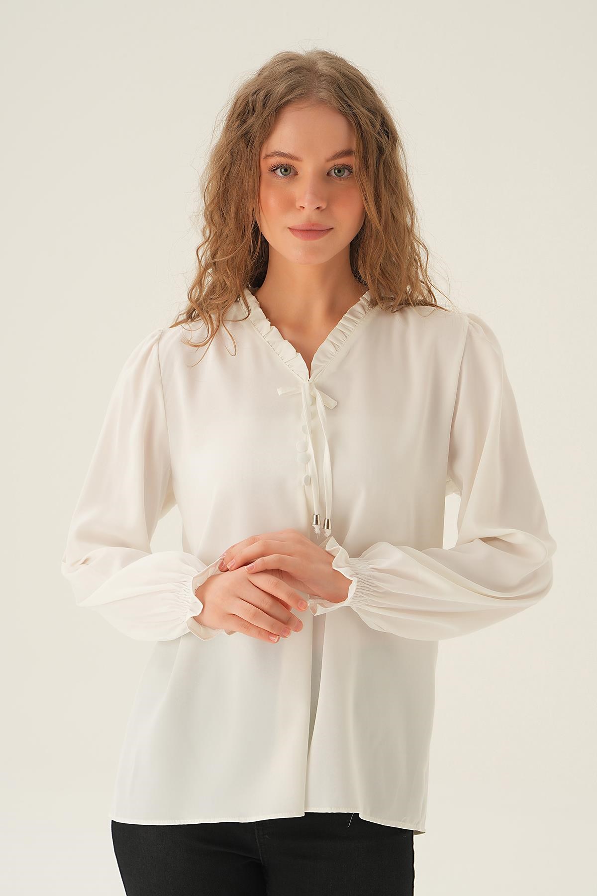Krem Yaka Bağlamalı Bluz 25541