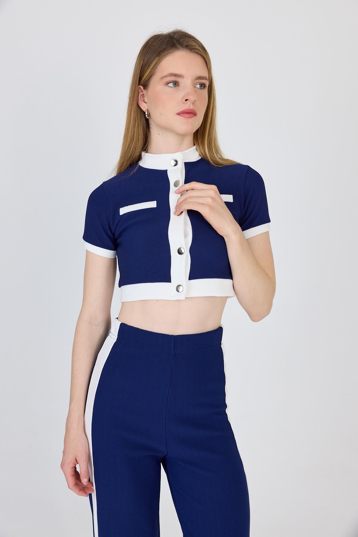 Laci Düğmeli Crop Bluz & Şeritli Palazzo Pantolon Takım 2214