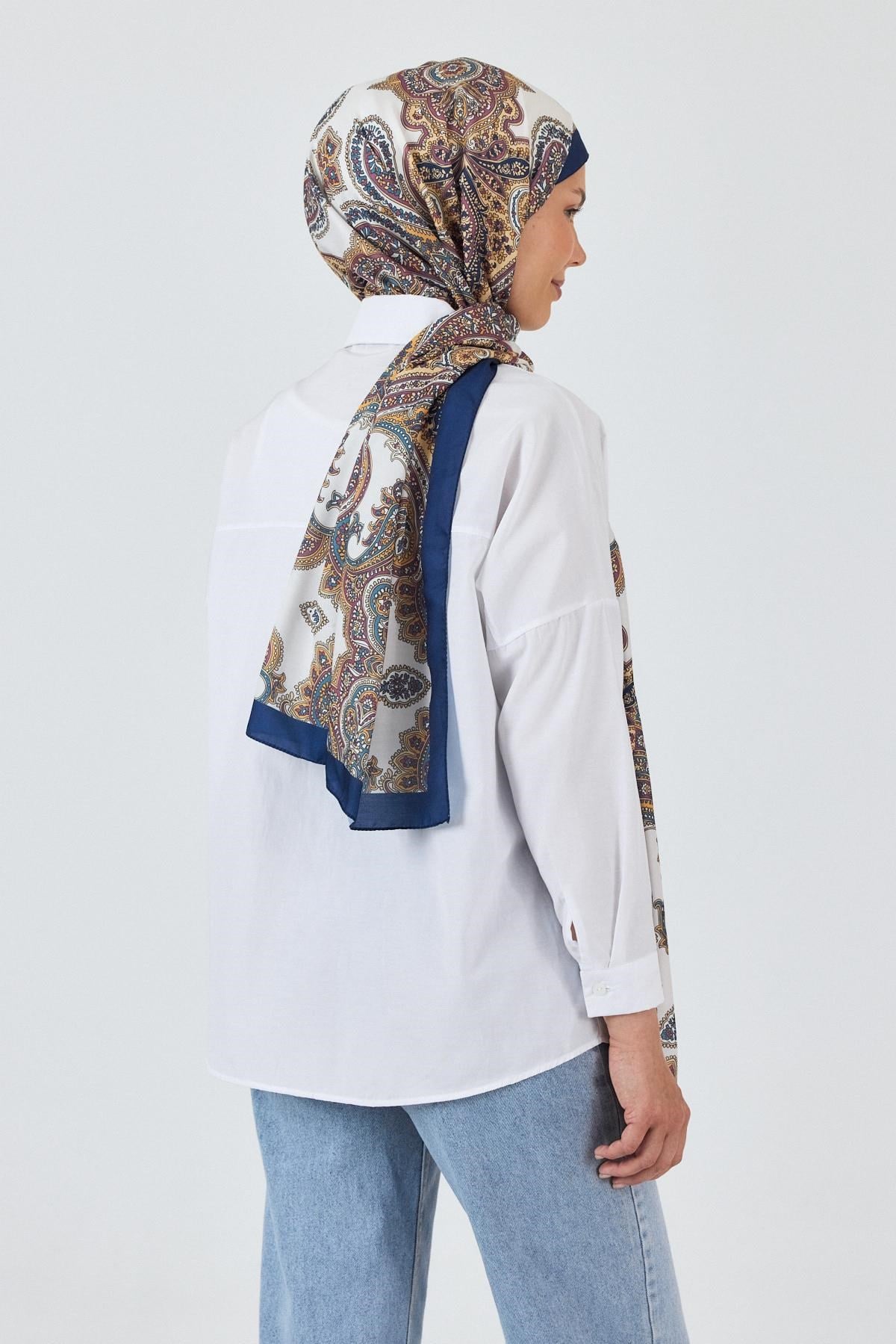 Laci Retro Desenli Şal 4002