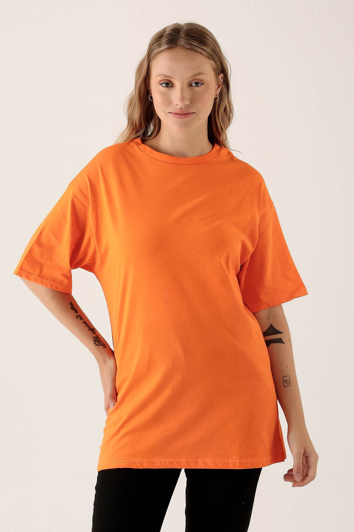 Orange Bisiklet Yaka Oversize Tişört 9001M