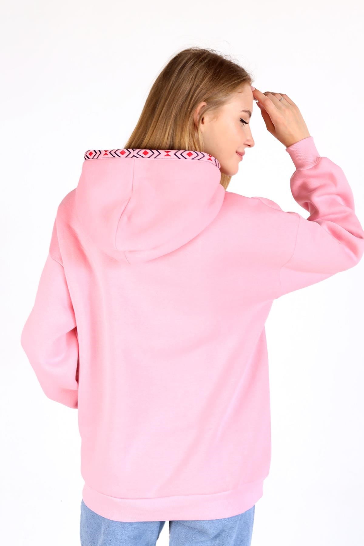 Pembe Yaka Cep Nakışlı Kapüşonlu Sweat 9141M