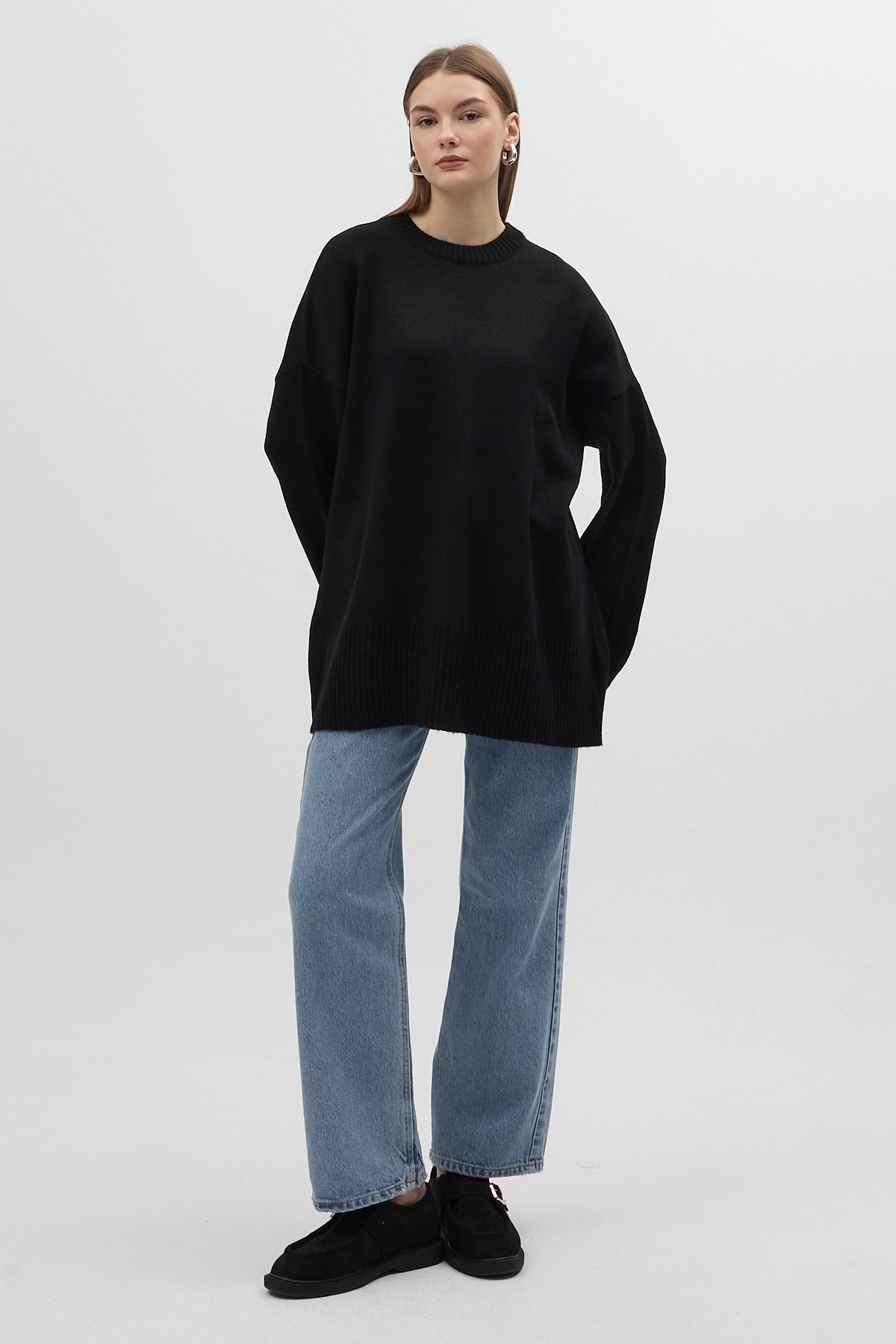 Siyah Bisiklet Yaka Oversize Kadın Kazak 2450