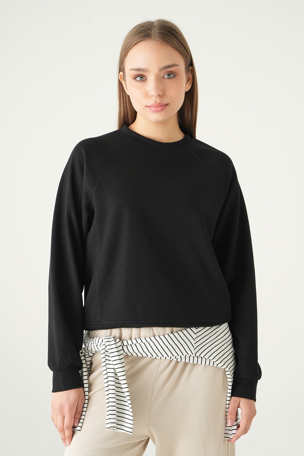 Siyah Bisiklet Yaka Sweat 8277A