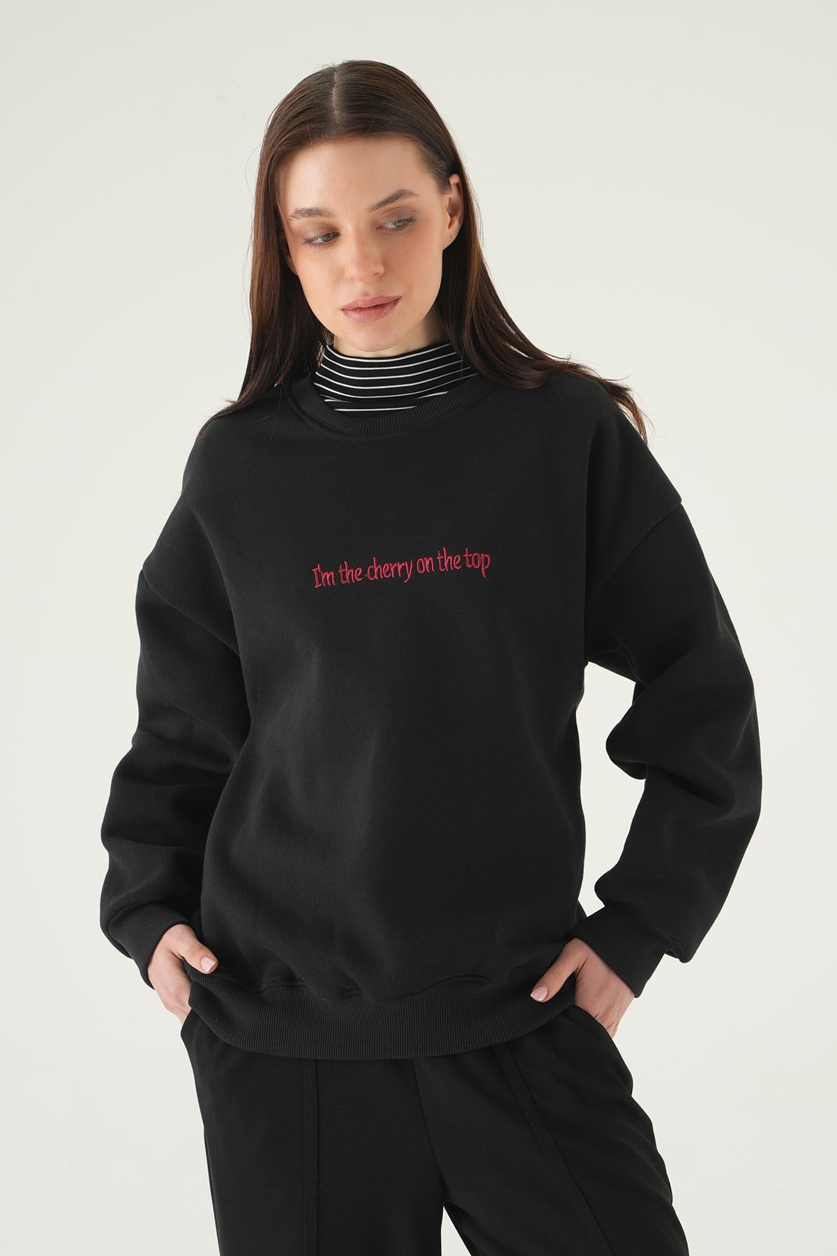 Siyah Cherry On Top Baskılı Sweat 1041