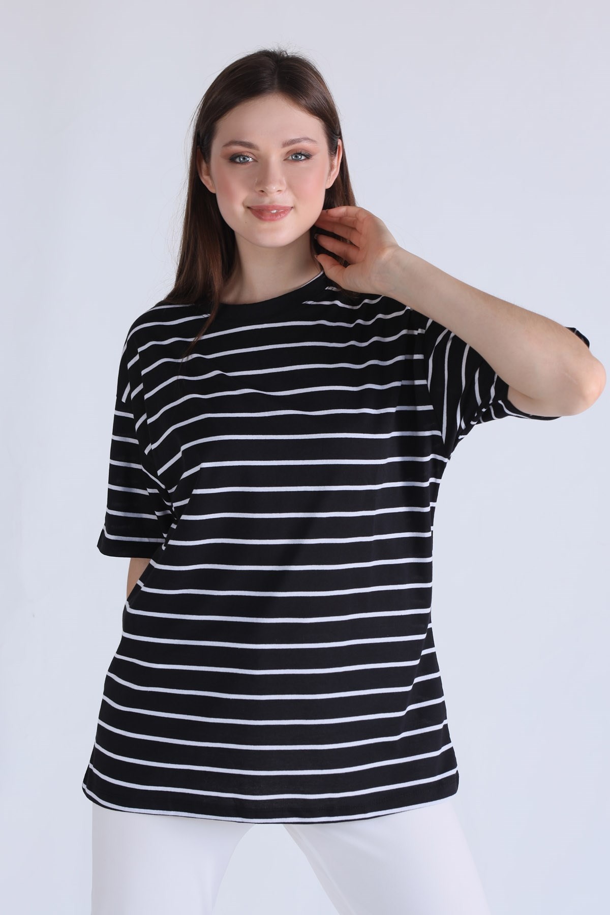Siyah Çizgili Oversize Tişört 23350